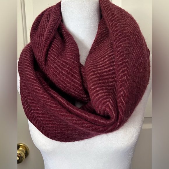 Modena Infinity Scarf With Chevron Pattern, Burgundy - Picture 2 of 5